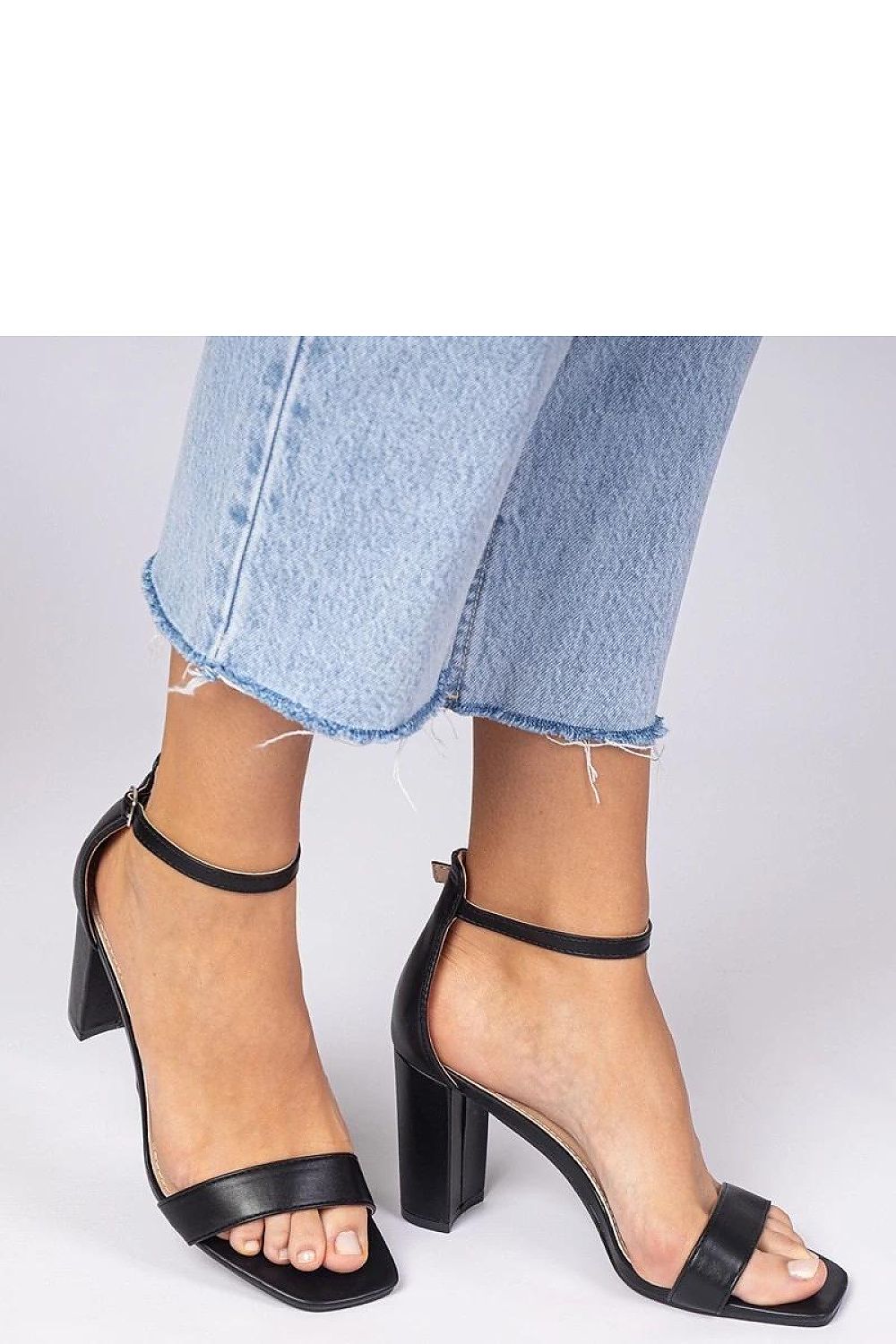 Heel sandals model 211046 PRIMO