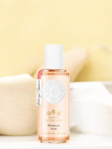 Roger & Gallet Magnolia Folie by Roger & Gallet Extrait De Cologne Spray (Unisex)