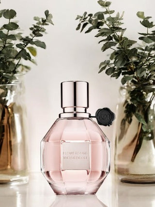 Flowerbomb by Viktor & Rolf Eau De Parfum Spray