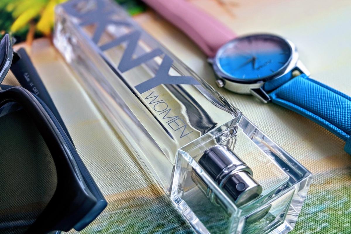 Dkny by Donna Karan Energizing Eau De Toilette Spray