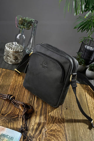 Natural leather bag Galanter