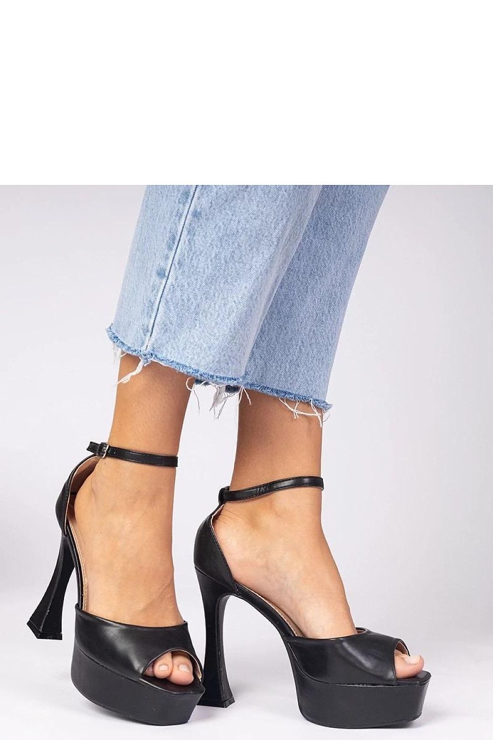  Heel sandals model 212087 PRIMO 