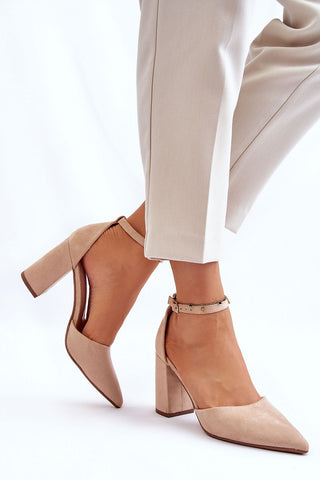 Block heel pumps Step in style