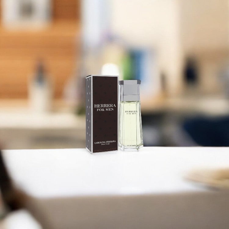 Carolina Herrera by Carolina Herrera Eau De Toilette Spray (Tester)