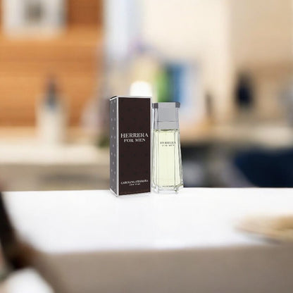 Carolina Herrera by Carolina Herrera Eau De Toilette Spray (Tester)