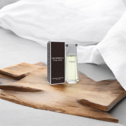 Carolina Herrera by Carolina Herrera Eau De Toilette Spray (Tester)