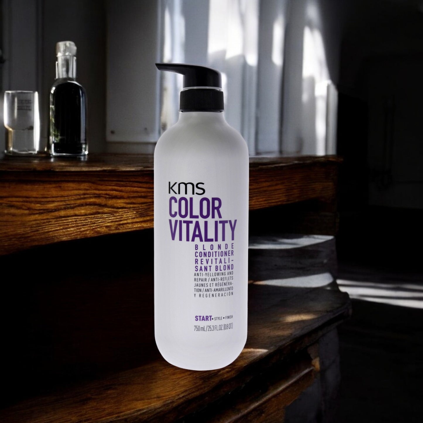 Color Vitality Blonde Conditioner by KMS for Unisex - 25.3 oz Conditioner