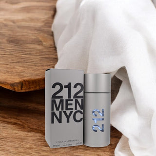 212 by Carolina Herrera Eau De Toilette Spray (New Packaging)