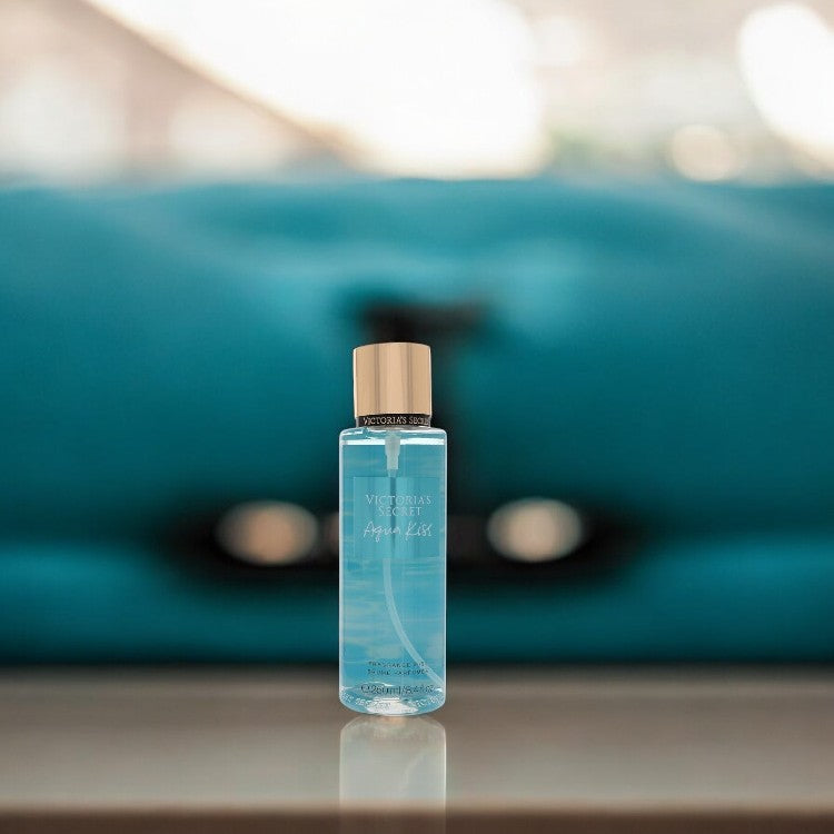 Victoria's Secret Aqua Kiss by Victoria's Secret Fragrance Mist Spray