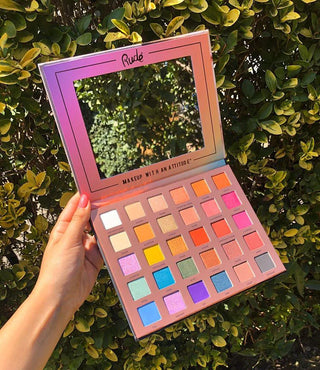 RUDE C'est La Vie - 30 Eyeshadow Palette