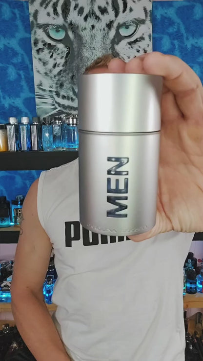 212 by Carolina Herrera Eau De Toilette Spray (New Packaging Tester)