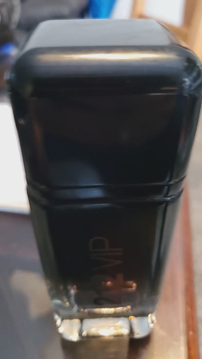 212 Vip Black by Carolina Herrera Eau De Parfum Spray