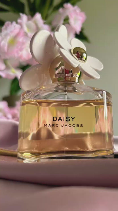 Daisy by Marc Jacobs Eau De Toilette Spray (Tester)
